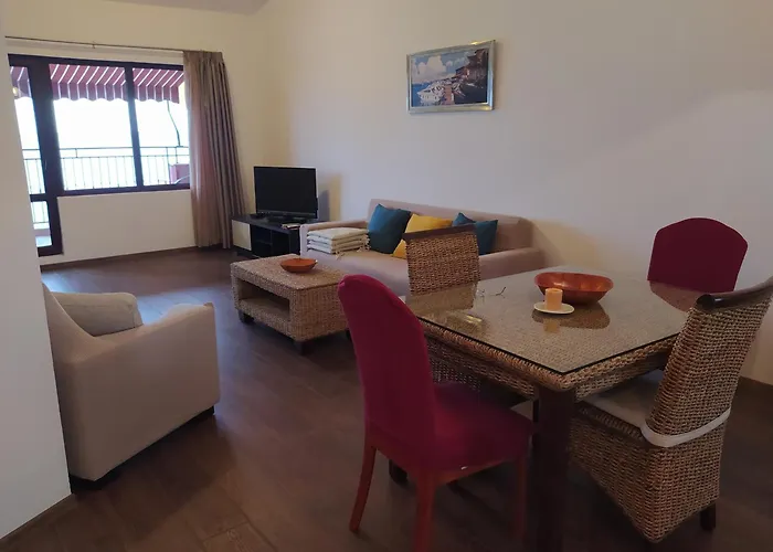 Апартаменти Visit Sunny Marina Равда