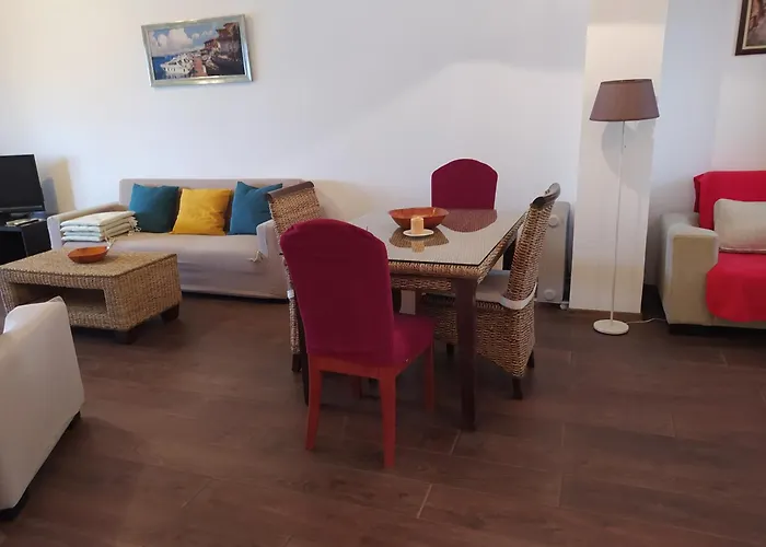 Visit Sunny Marina Апартаменти