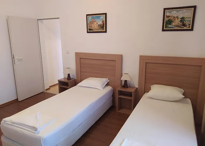 Visit Sunny Marina Апартаменти *