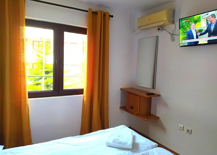 Visit Sunny Marina * Равда