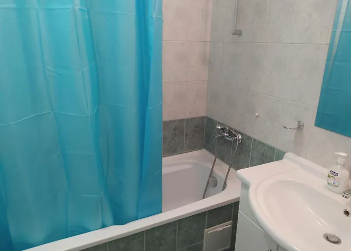 Апартаменти Visit Sunny Marina