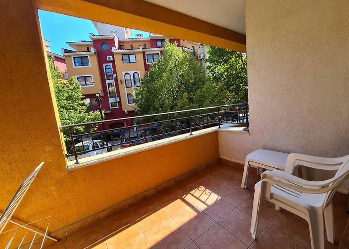 Апартаменти Visit Sunny Marina Равда