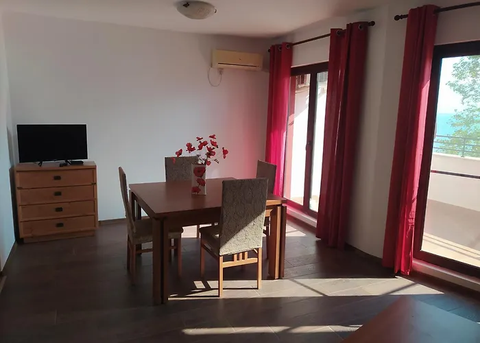 Visit Sunny Marina * Rawda