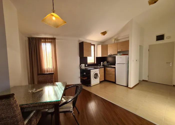 Visit Sunny Marina Apartament Rawda