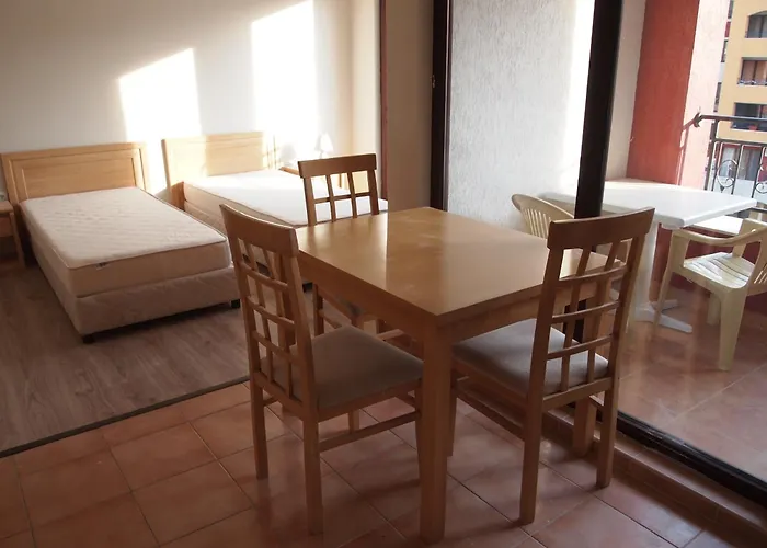 Visit Sunny Marina * Ravda