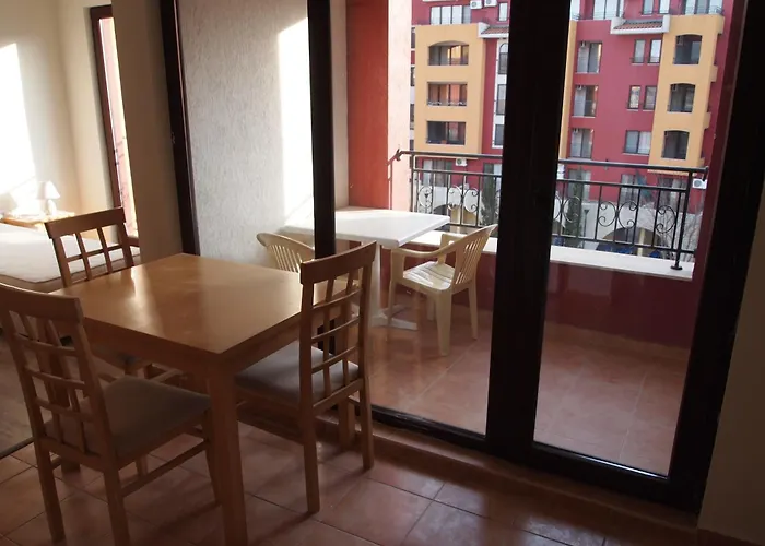 Visit Sunny Marina Ravda